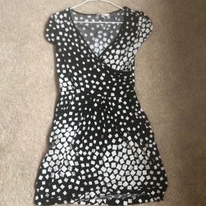 Short sleeve faux wrap dress